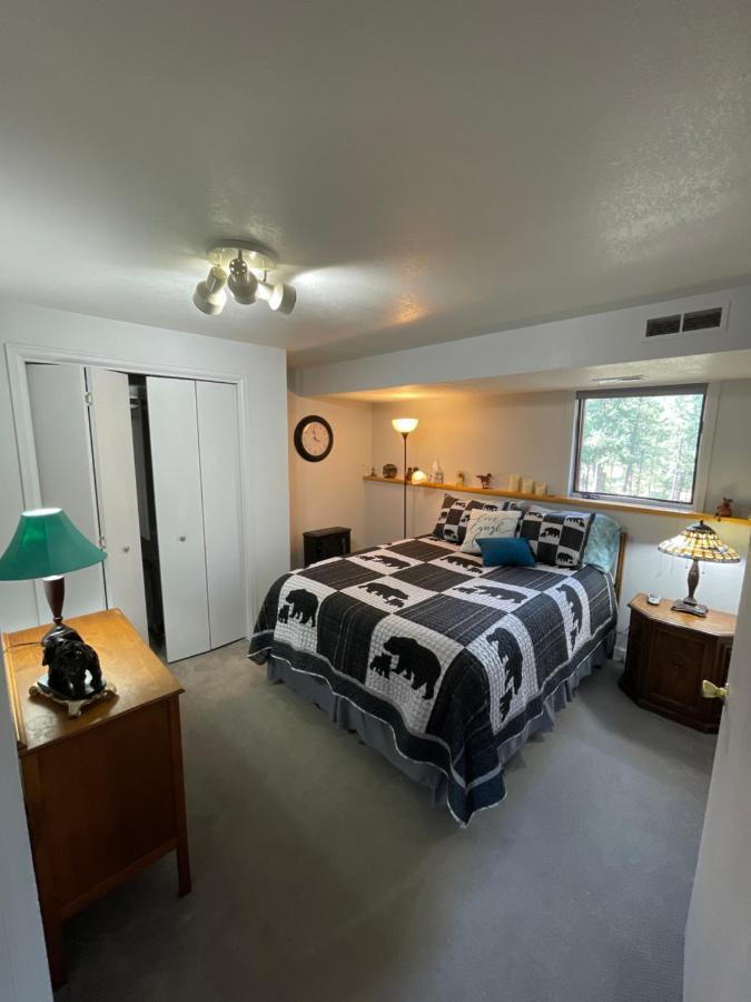 On The Divide Hotel Bailey Luaran gambar